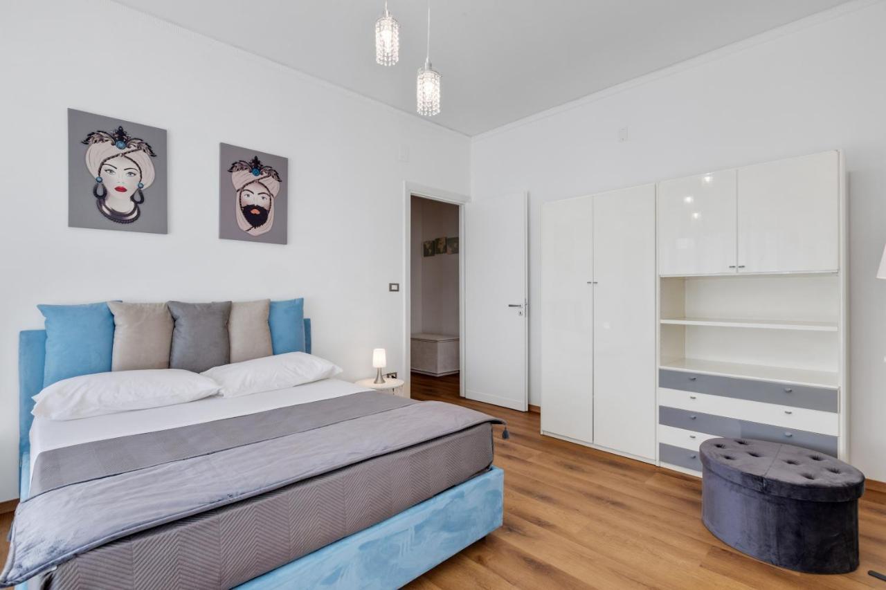 Residenza Dei Poeti - Roomy And Modern Flat ปาแลร์โม ภายนอก รูปภาพ