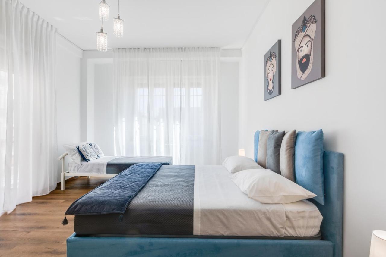 Residenza Dei Poeti - Roomy And Modern Flat ปาแลร์โม ภายนอก รูปภาพ